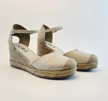 Victoria Beige