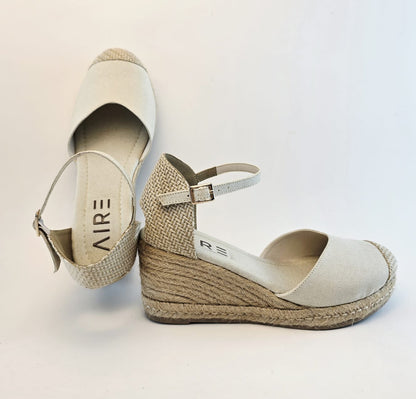 Victoria Beige